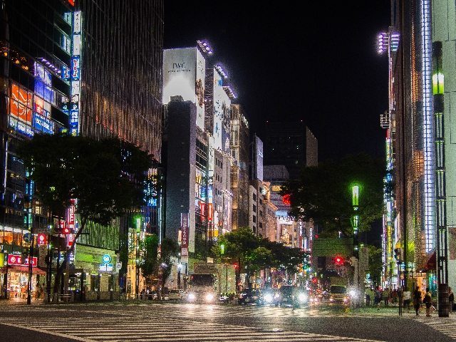 おしゃれな電飾スタンド看板でお客様を集めよう！