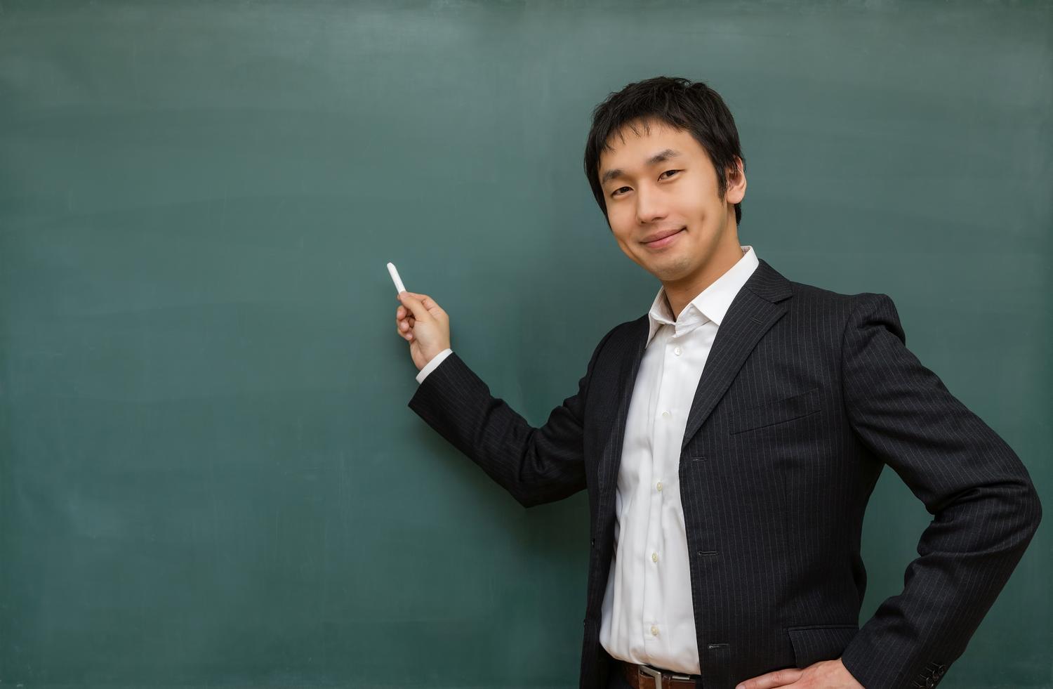 電飾スタンド看板で集客！選ぶときのポイントや設置方法など解説！